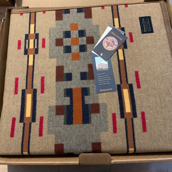 Pendleton Bedding Pendleton Painted Hills Twin Size Wool Blanket